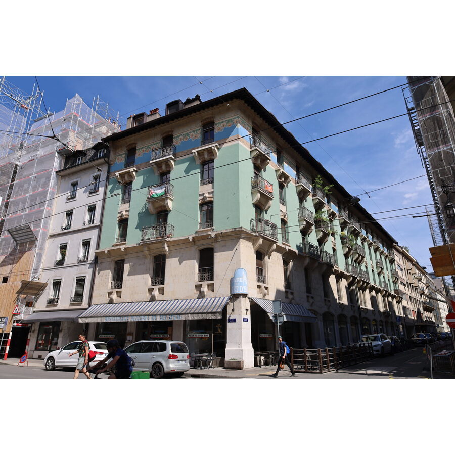 Rue des Vollandes 13-15