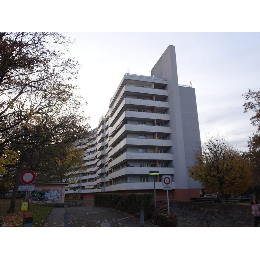 Avenue du Bois-de-la-Chapelle 57-79