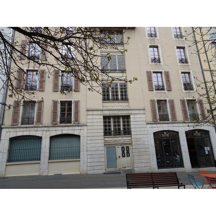 Rue du Mont-Blanc 17