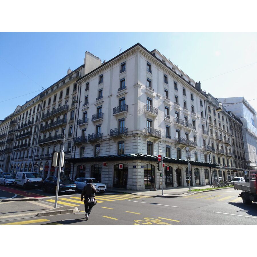 Rue des Alpes 9-11