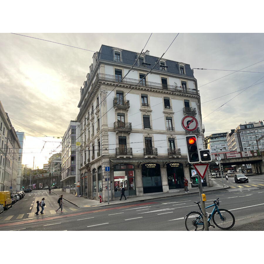 Rue VOLTAIRE 1-5