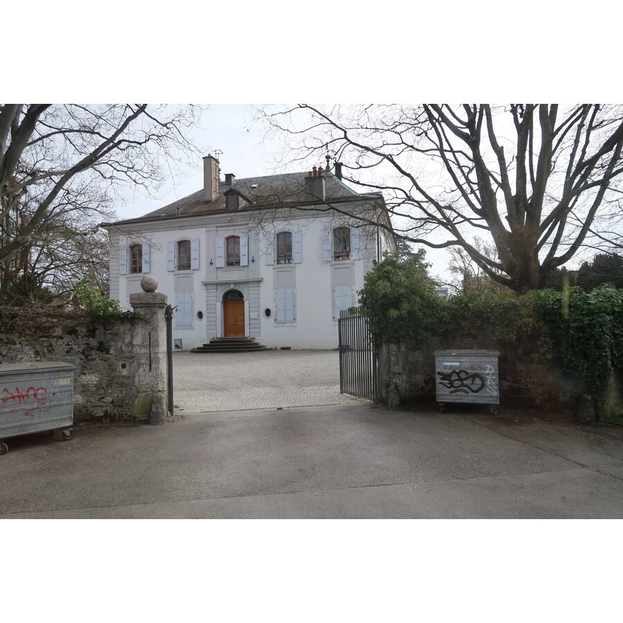 Avenue Edmond-VAUCHER 50
