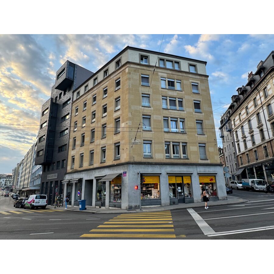 Bâtiment à Rue du Parc 1, 1207 Genève