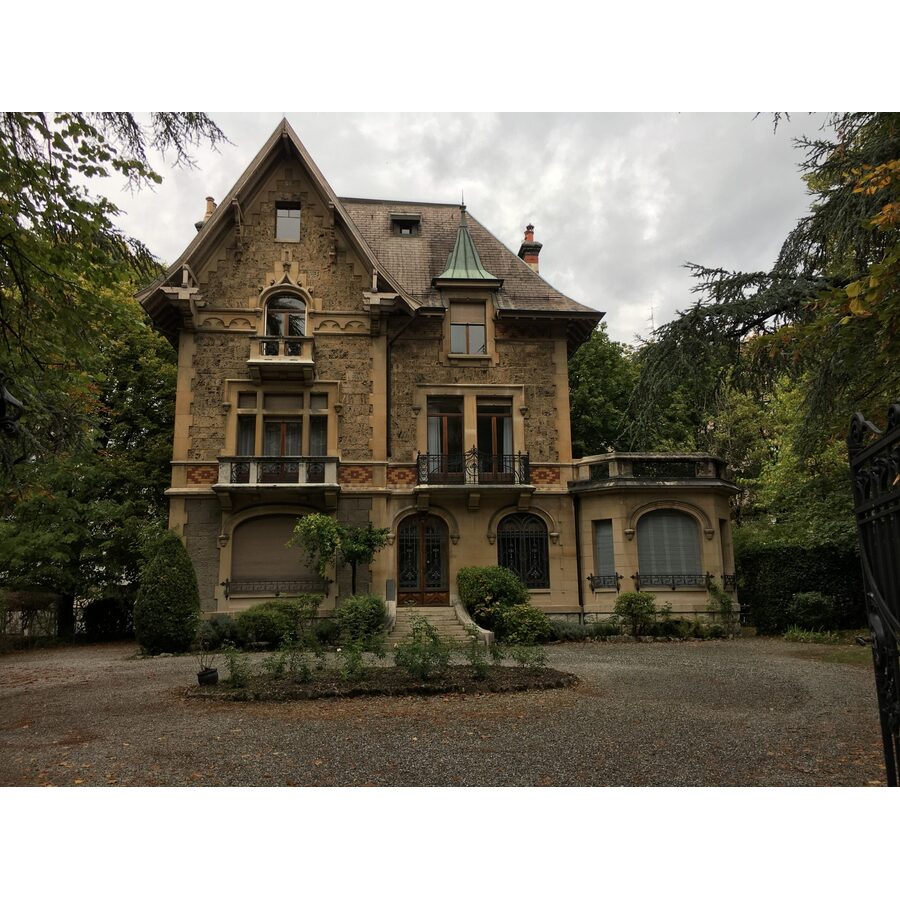 Avenue CALAS 1