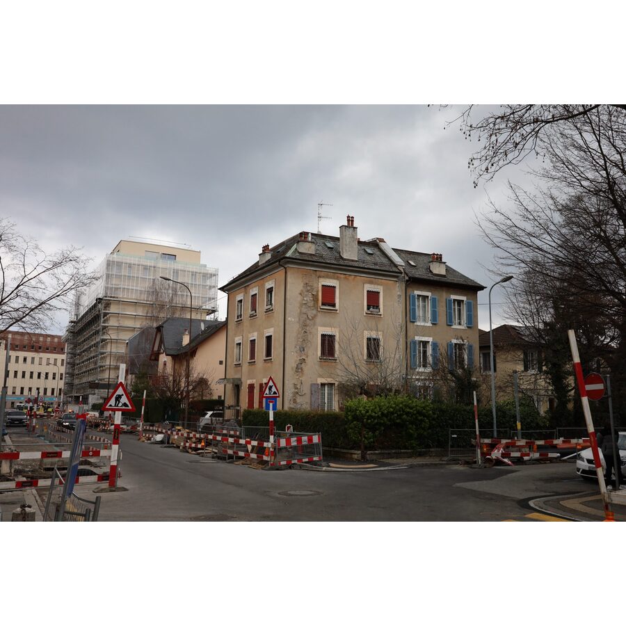 Rue des Asters 12/Rue Schaub 42