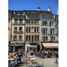 Place du Bourg de Four 2016-04-28_14-18-19